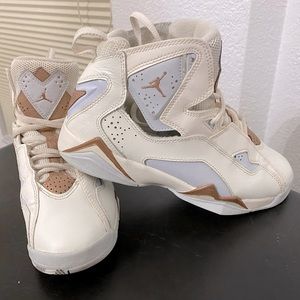 Kids Jordan True Flight Sail Metallic Red Bronze Pure Platinum size 5